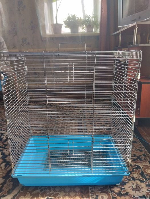 Продам стальную клетку.