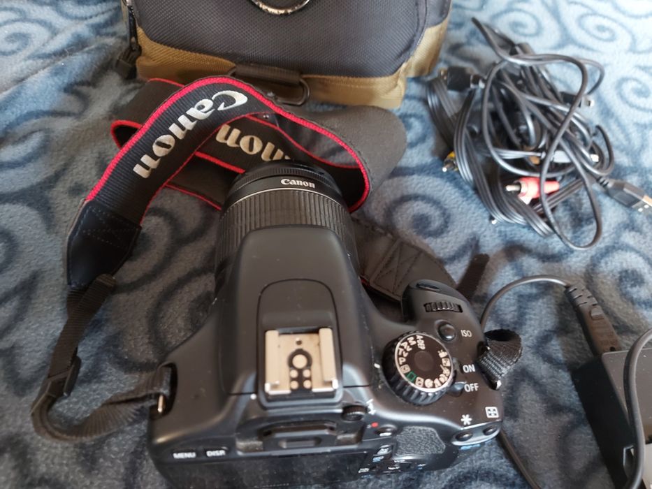 Фотоаппарат Canon  EOS 550 D.