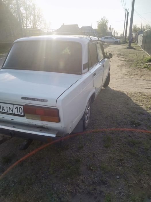 Lada ВАЗ 2 1 0 7