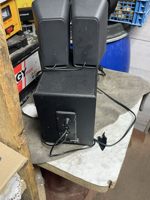 Буфер с колонки logitech z 213