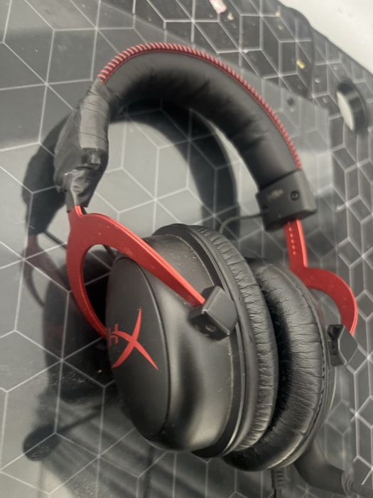 Casti gaming hyper x