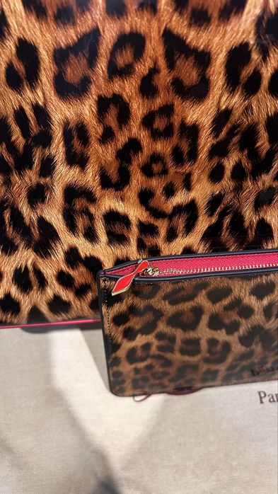 Christian Louboutin женска чанта гепард оригинална