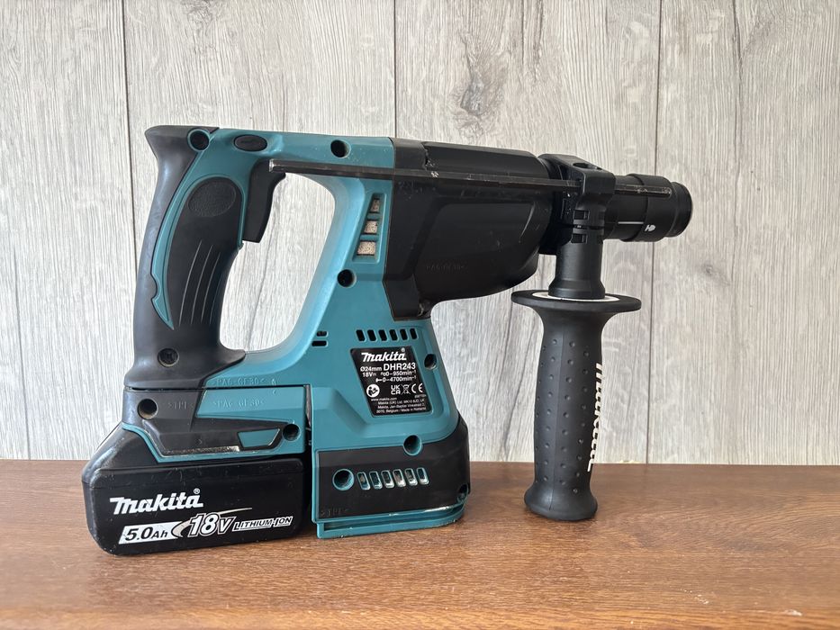 Rotopercutor makita DHR243 2026