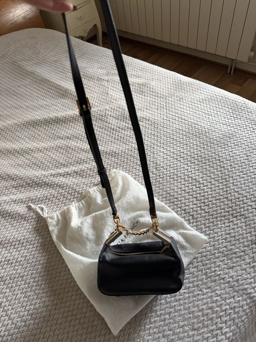 Красива дамска чанта Elisabetta Franchi,дабро състояние