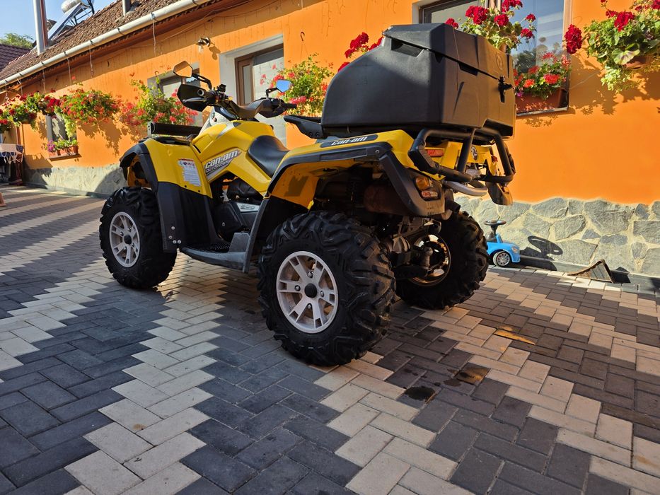 Can am outlander 800 max xt inmatriculat
