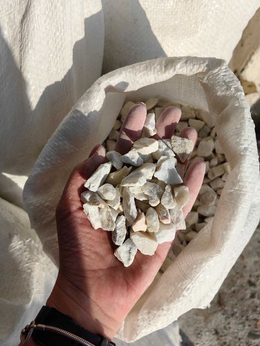 Мраморная крошка