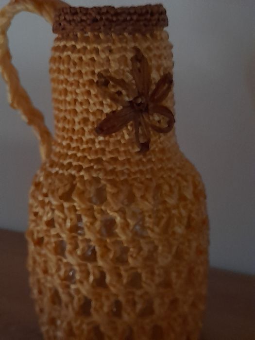 Carafă handmade împletită manual