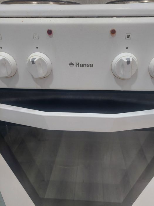 Продаём плиту  Hansa