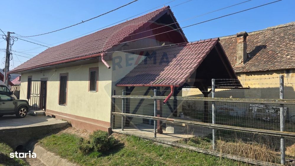 Casă  cu 2 camere de vânzare