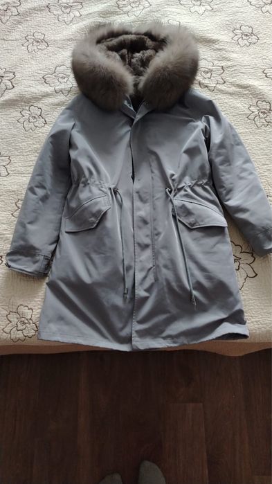 Продам куртку, пальто, парку