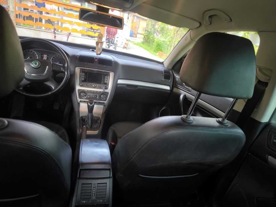 SKODA Octavia 2011 — imagine 4