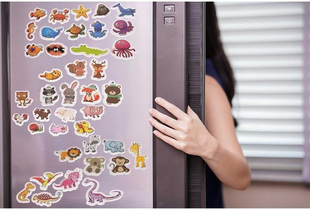 Set magneti de frigider animale 40 bucati cu cutie metalica multicolor