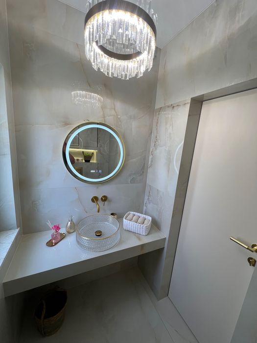 Renovări Case și Apartamente | Interior și Exterior