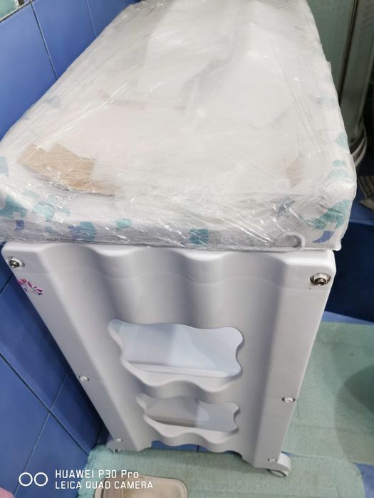 Masuta Mappy de infasat, schimbat copii, cu cadita inclusa, 2 in 1.