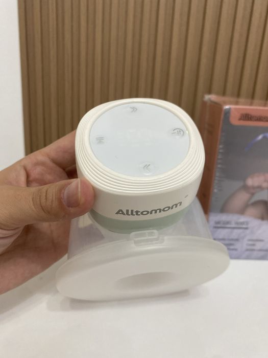 Молокоотсос электронный alltomom