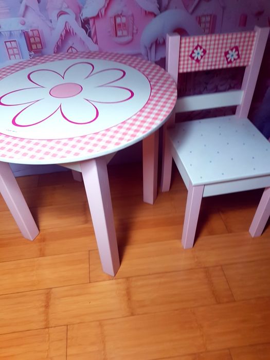 Mobilier Divin  pentru Printese, Child  Deco