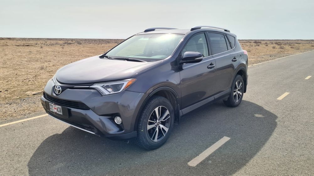 Toyota Rav 4 сатылады.