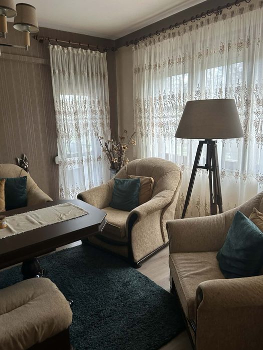 Холна гарнитура - 2 бр. Фотьойл / 2 бр. Табуретка / холна маса