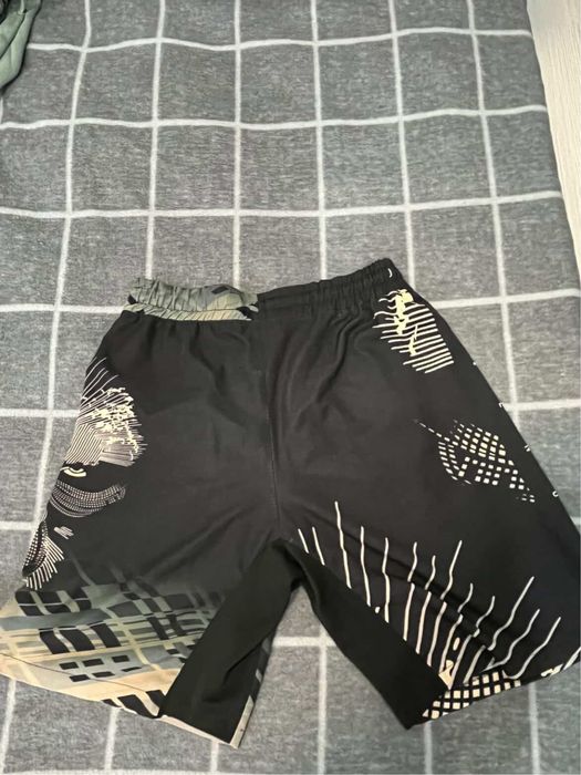 Venum къси гащи за тренировки М