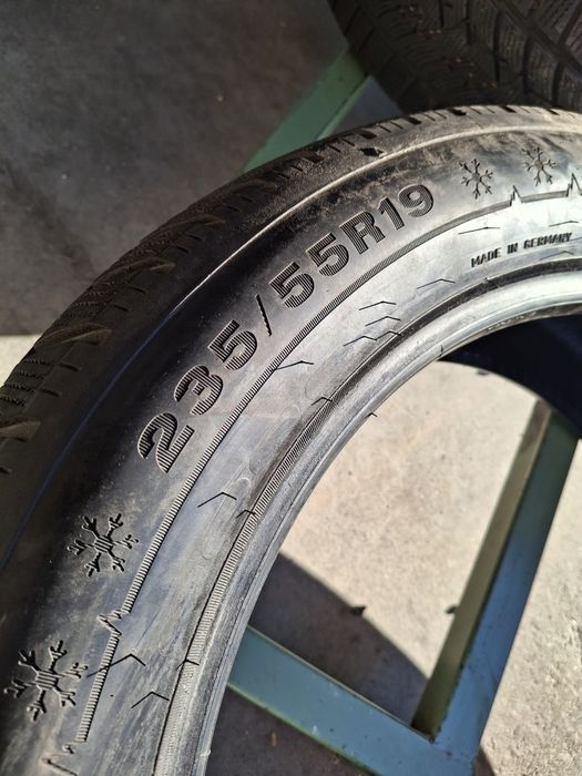 2 Anvelope de iarnă  235 55 r19 Dunlop