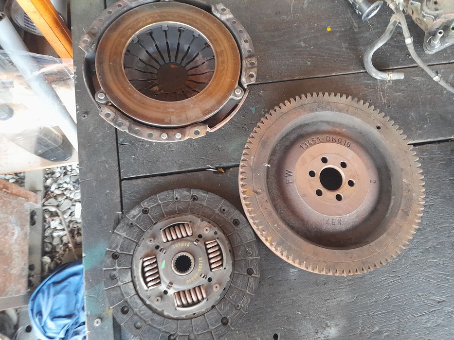 Kit ambreiaj turbo injectie calorifer toyota 1,4 d yaris injectoare