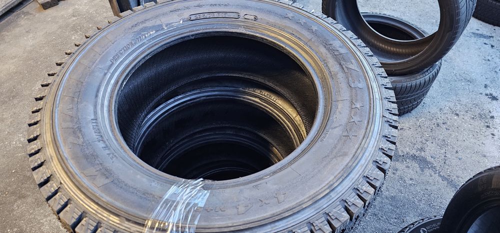 235 70 R 17 off road M.Ziarelli