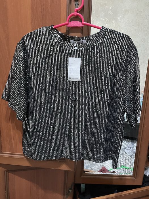 Вечерняя кофта с пайетками, новая