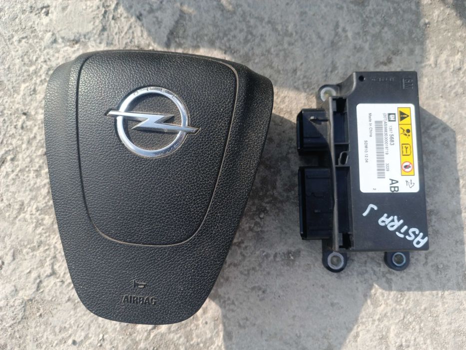 Табло с аербег за Опел Астра 2013г / Opel Astra J - airbeg