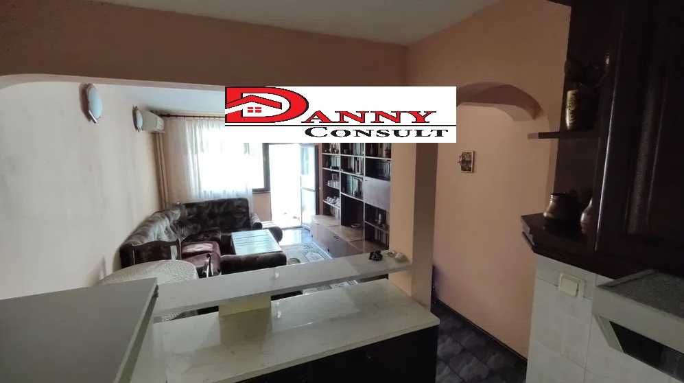 Продава се Тристаен апартамент в Велико Търново, Зона Б - 78 кв.м за 1518 €/кв.м - Снимка #2