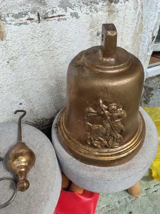 Църковна камбана