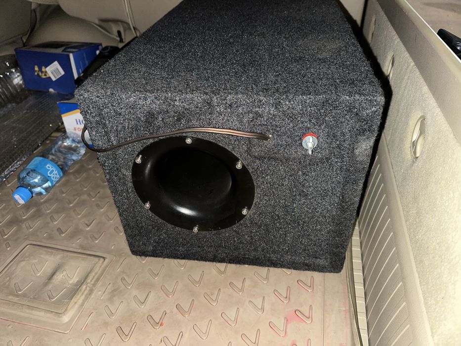 Сабвуфер мачете…