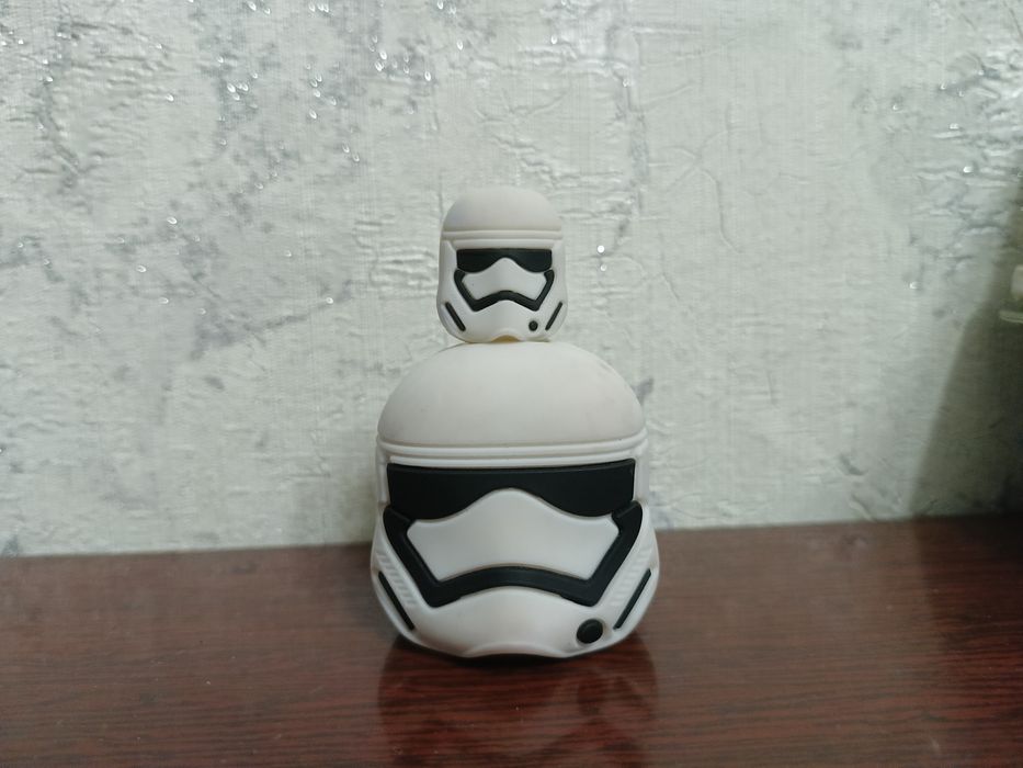 Чехол для зарядки iPhone