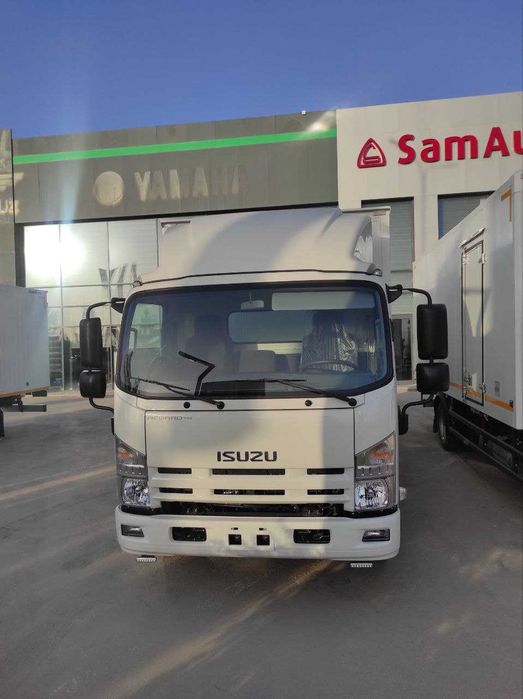 ISUZU NQR 90L-L Furgon
