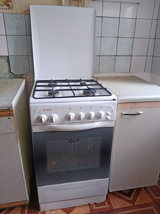 Газовая духовка б/у