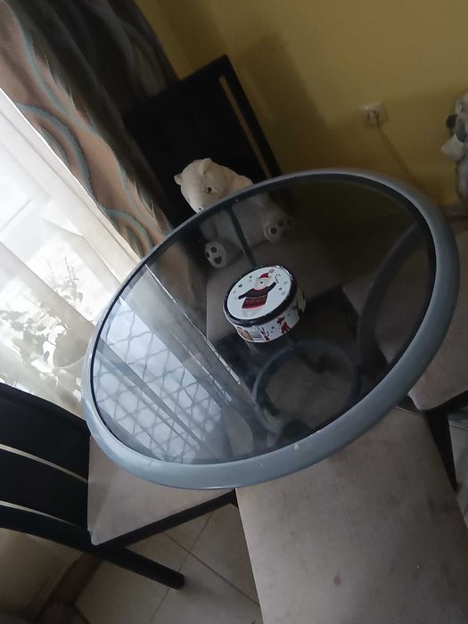 Маса стъклена кръгла