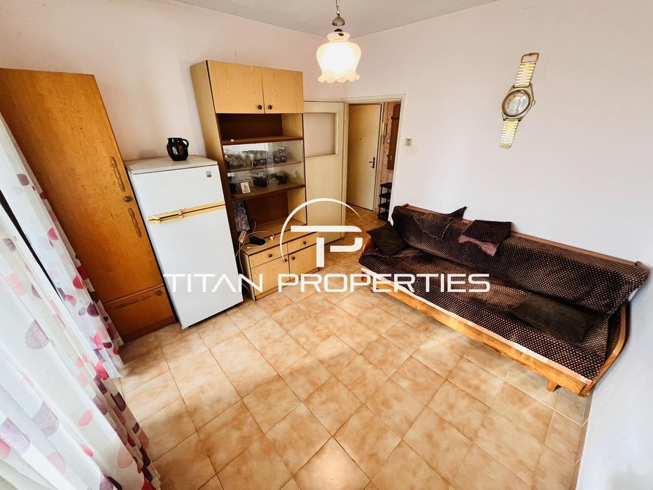 Дава се под наем Едностаен апартамент в Бургас, Славейков - 42 кв.м за 280.5 € - Снимка #3