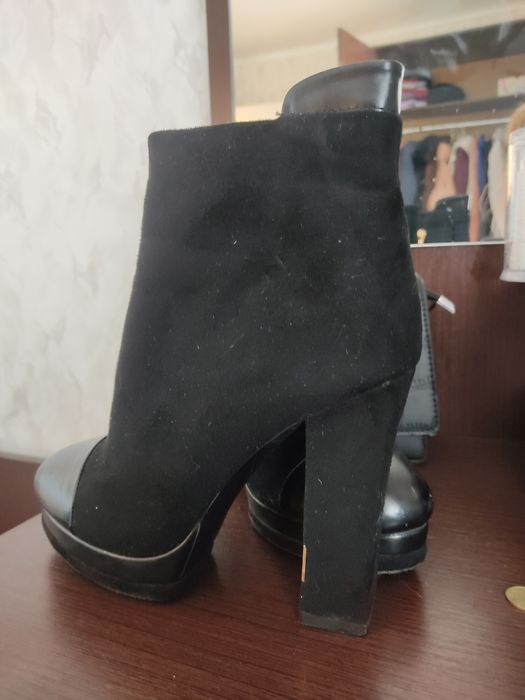 Продам зимнюю обувь