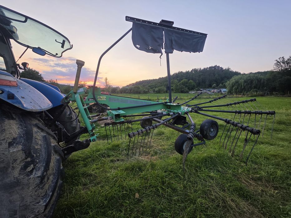 Grebla adunat fan deutz fahr 4621 hidraulica de 4  metri tandem