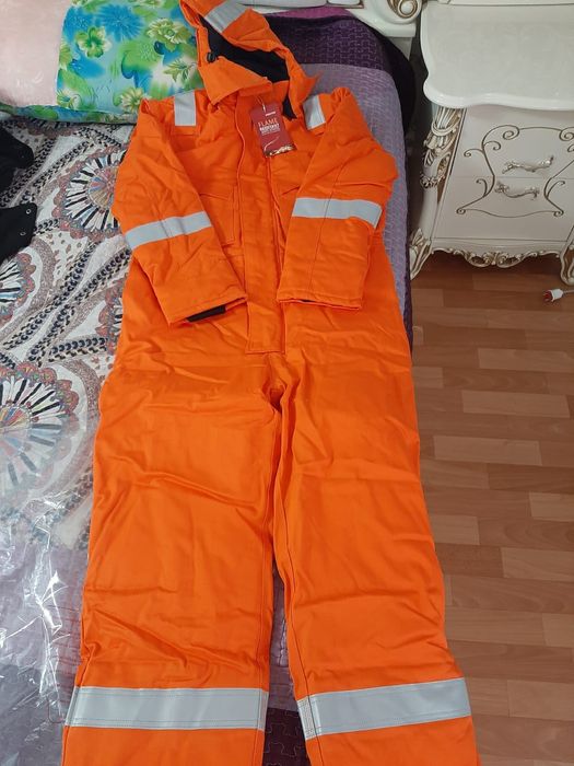 Комбинезон зимний новый