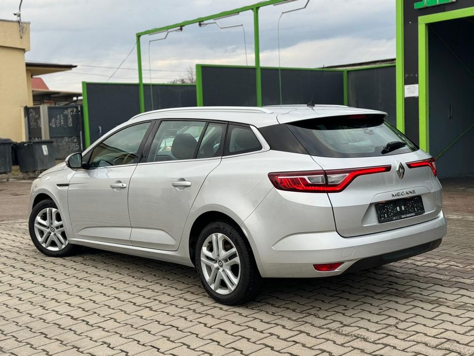 De vanzare Renault megane  4