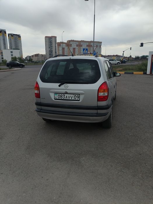 Продам Опель зафира