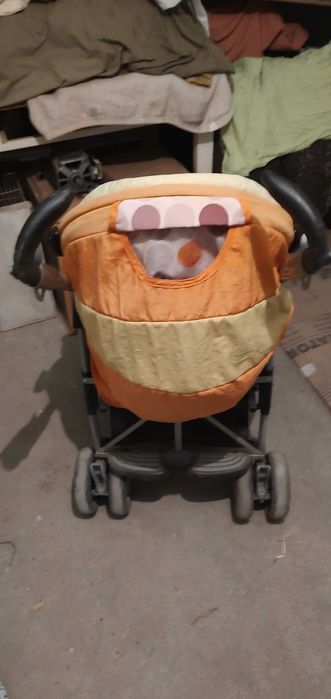 Продавам детска количка и столче за кола
