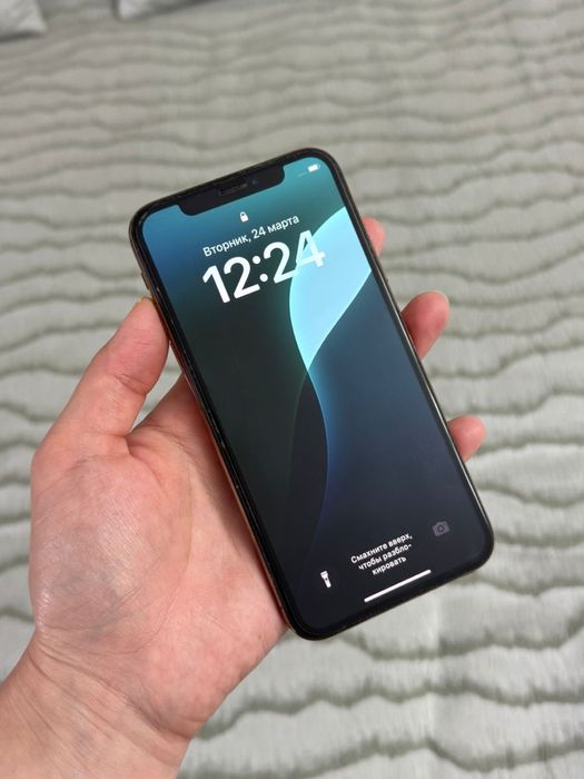 Продам Iphone Xs 64гб