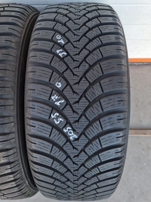 Зимни гуми 2 броя FALKEN EuroWinter HS01 205 55 R17 дот 3220