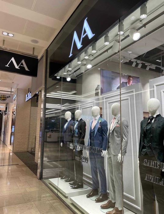 Costum Barbatesc pentru evenimente speciale