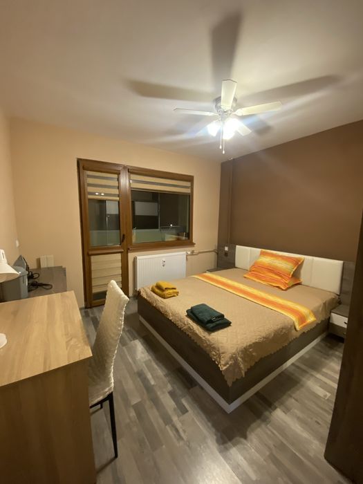 Продава се Четиристаен апартамент в Плевен, Дружба 1 - 90 кв.м за 1800 €/кв.м - Снимка #5