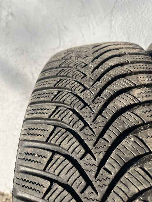 2 бр. зимни гуми 195/65/15 Hankook DOT 2719 6+ mm