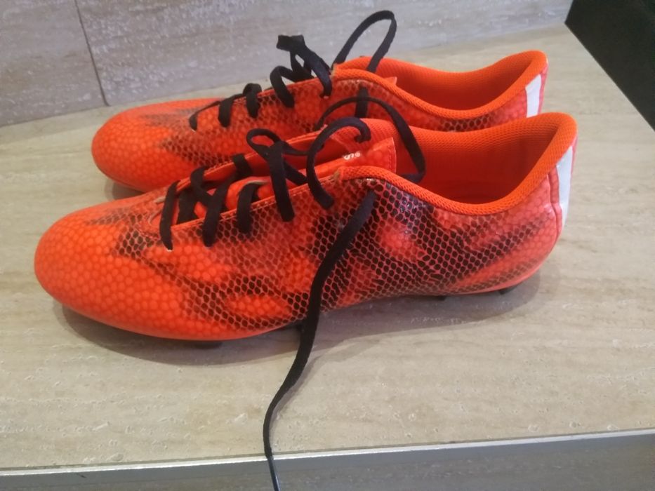 Бутонки adidas Performance Men's F5 Firm-Ground