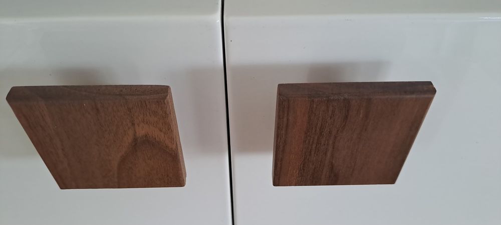 Дръжки от масивна дървесина