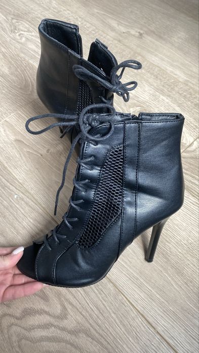 High heels 38 размер новые